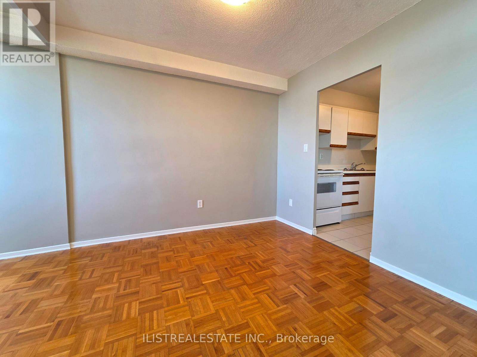 1808 - 20 Edgecliffe Golfway, Toronto (flemingdon Park), Ontario