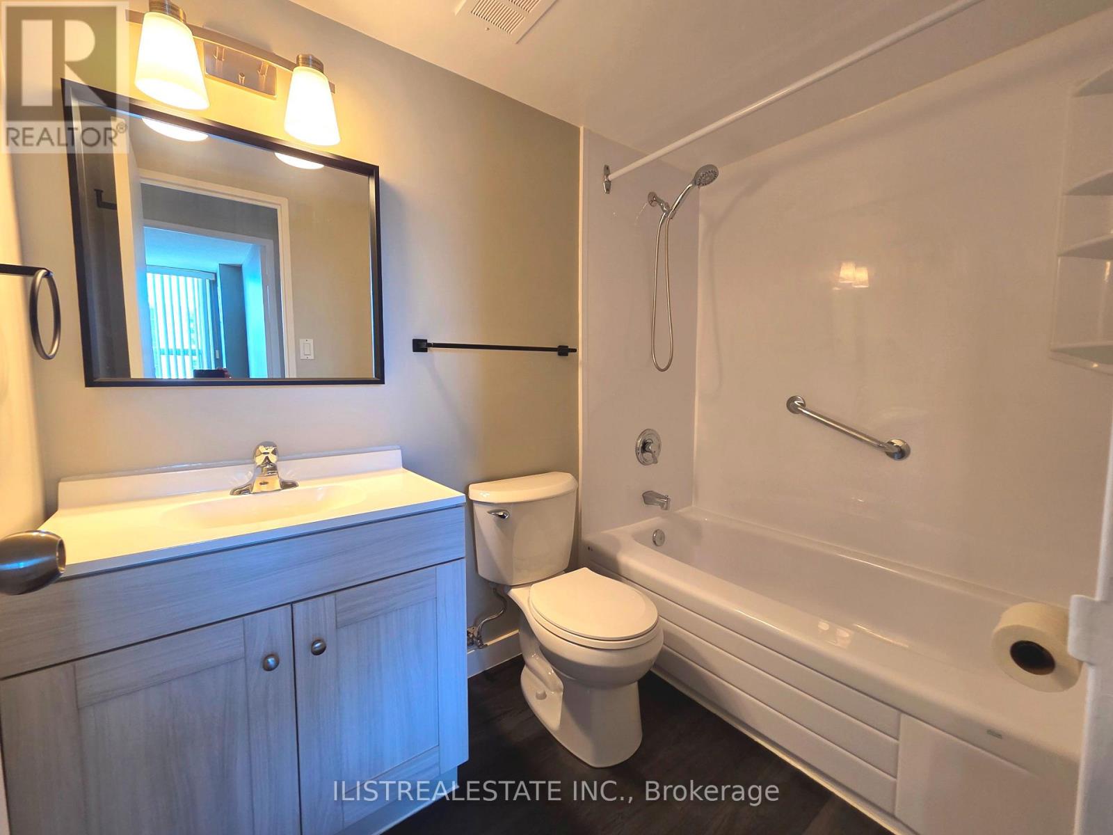 1808 - 20 Edgecliffe Golfway, Toronto (flemingdon Park), Ontario