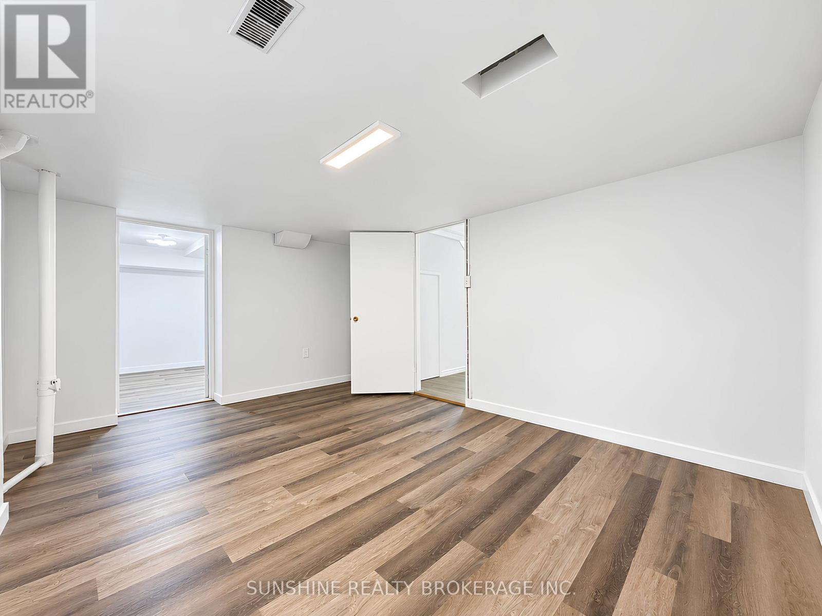 48 Bellbury Crescent, Toronto (don Valley Village), Ontario