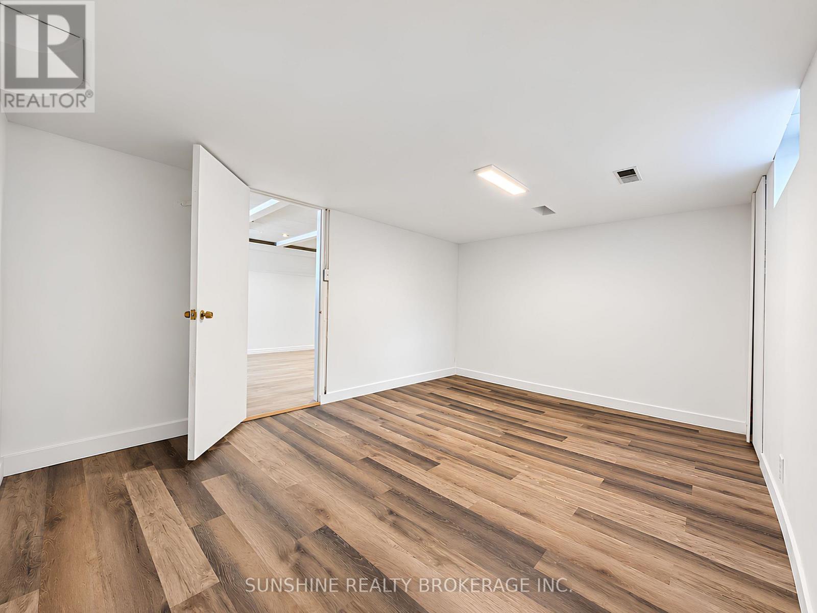 48 Bellbury Crescent, Toronto (don Valley Village), Ontario