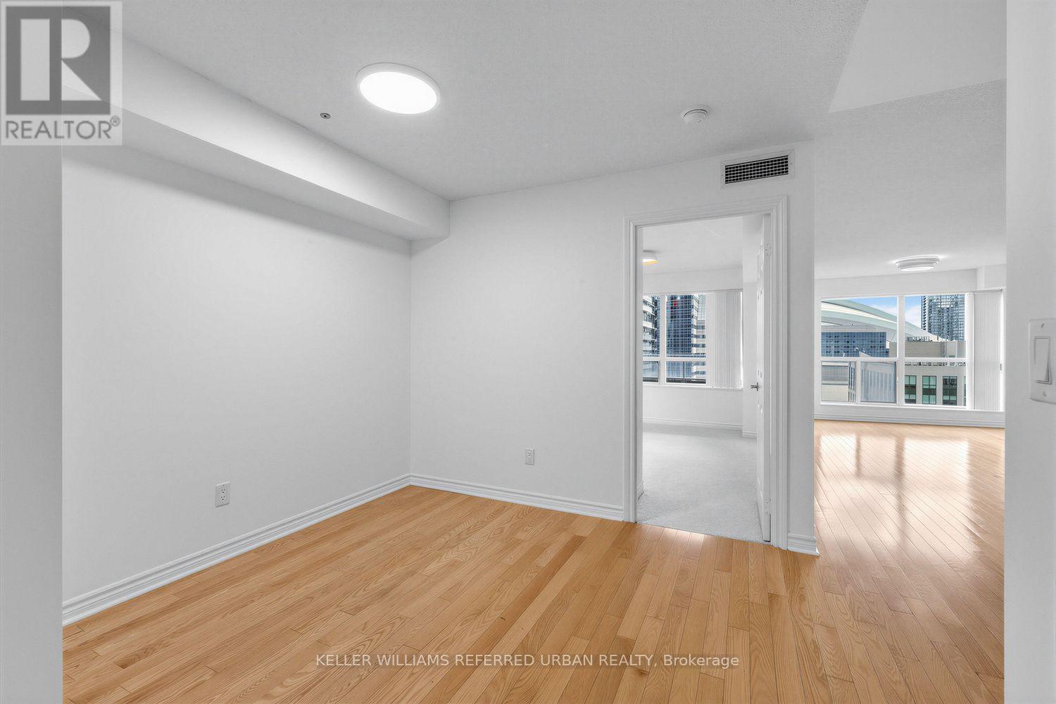 1436 - 250 Wellington Street W, Toronto (waterfront Communities), Ontario
