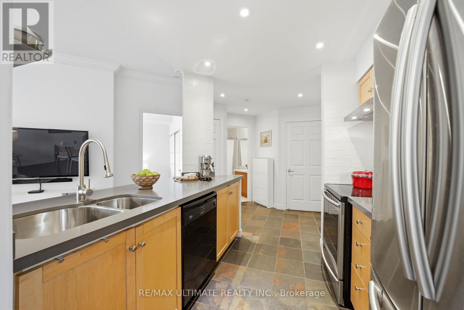 405 - 1750 Bayview Avenue, Toronto (mount Pleasant East), Ontario