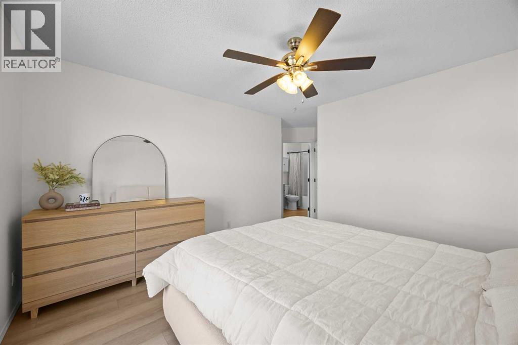 176 Arbour Grove Close Nw, Calgary, Alberta