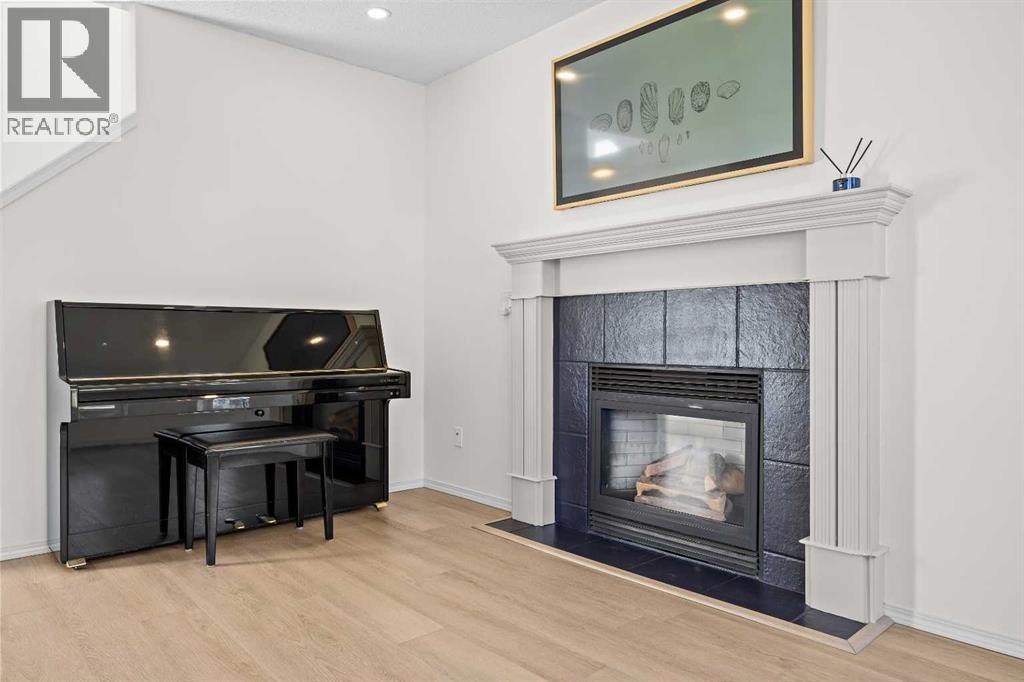 176 Arbour Grove Close Nw, Calgary, Alberta