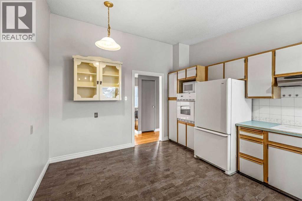 10607 Maplecreek Drive Se, Calgary, Alberta