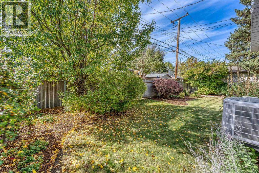 10607 Maplecreek Drive Se, Calgary, Alberta