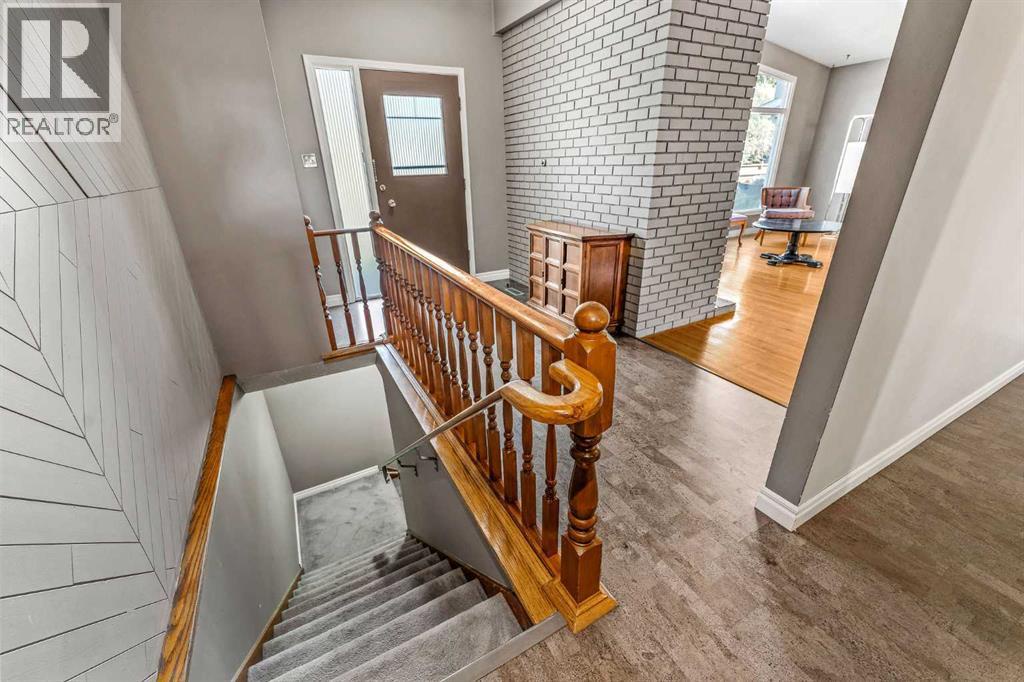 10607 Maplecreek Drive Se, Calgary, Alberta