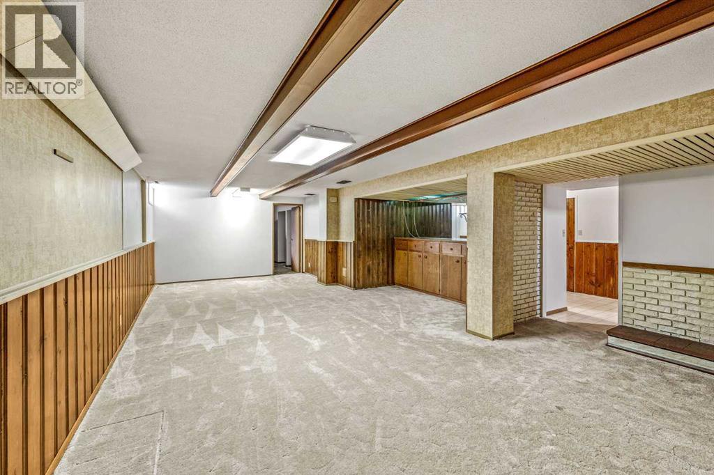 10607 Maplecreek Drive Se, Calgary, Alberta