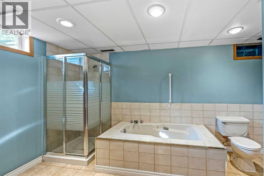 10607 Maplecreek Drive Se, Calgary, Alberta