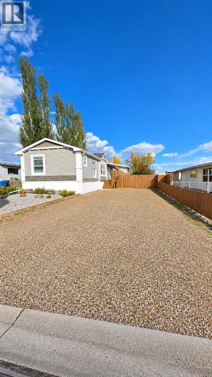 940 Main Street, Milk River, Alberta