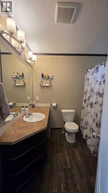 940 Main Street, Milk River, Alberta