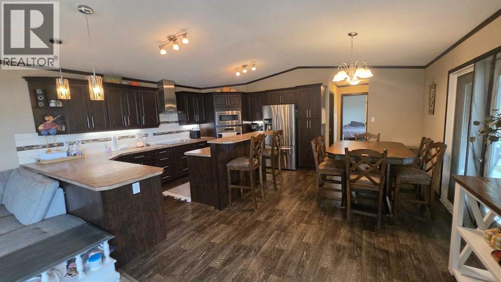 940 Main Street, Milk River, Alberta