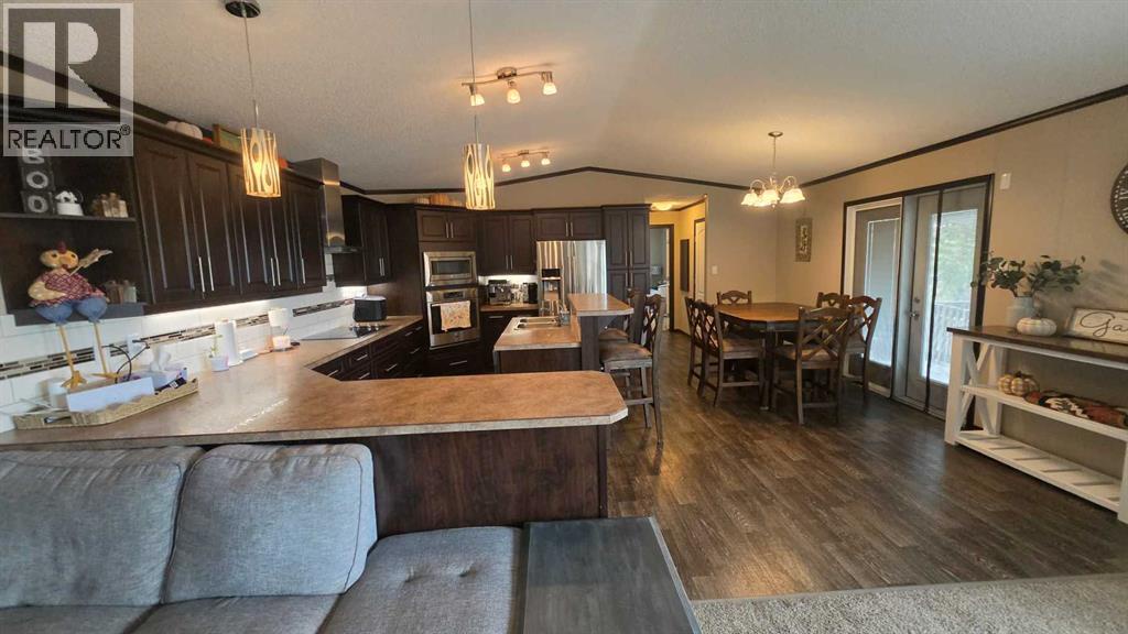 940 Main Street, Milk River, Alberta