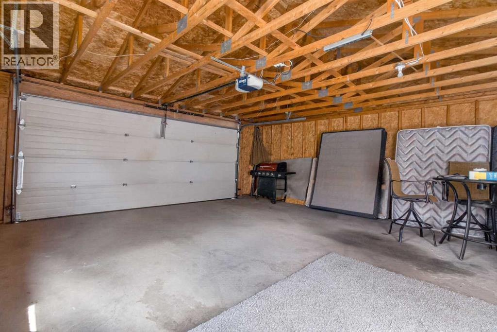 128 Castledale Crescent Ne, Calgary, Alberta