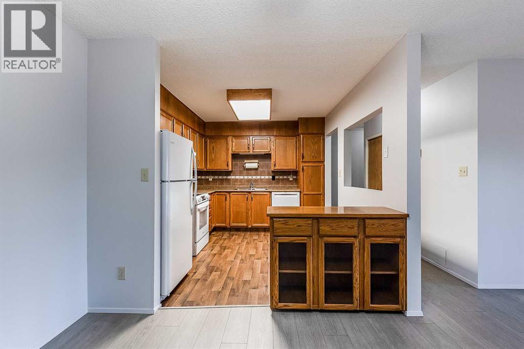 307, 3090 15 Avenue Se, Medicine Hat, Alberta