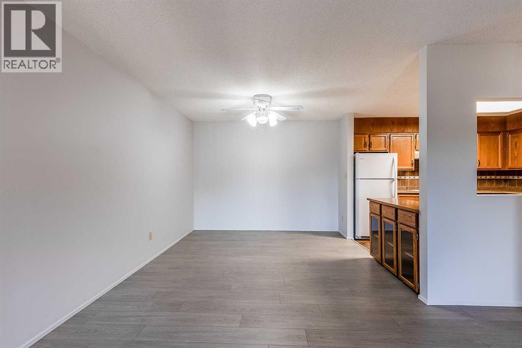 307, 3090 15 Avenue Se, Medicine Hat, Alberta