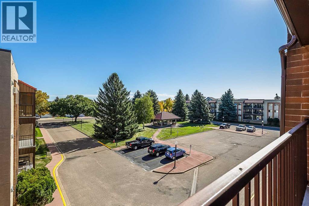 307, 3090 15 Avenue Se, Medicine Hat, Alberta