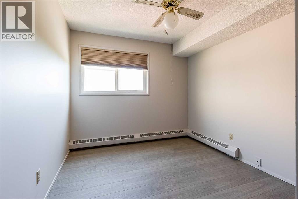 307, 3090 15 Avenue Se, Medicine Hat, Alberta