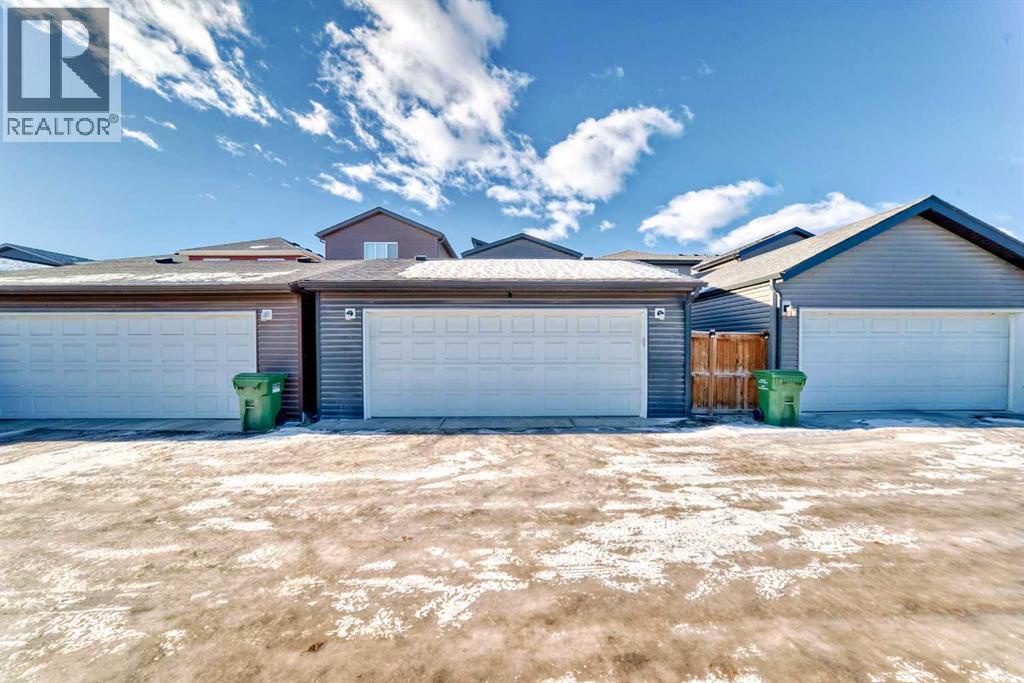 108 Wolf Creek Manor Se, Calgary, Alberta