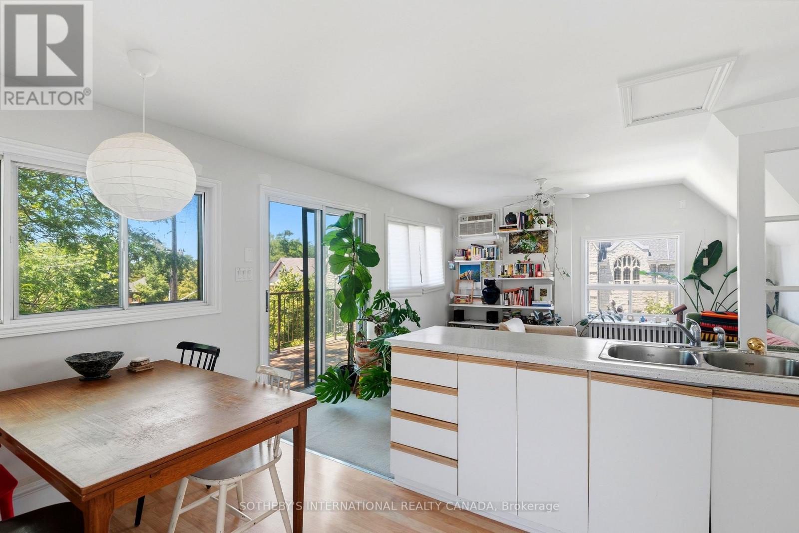 376 Sunnyside Avenue, Toronto (high Park-swansea), Ontario