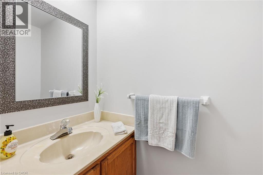 2066 Brant Street Unit# 2, Burlington, Ontario