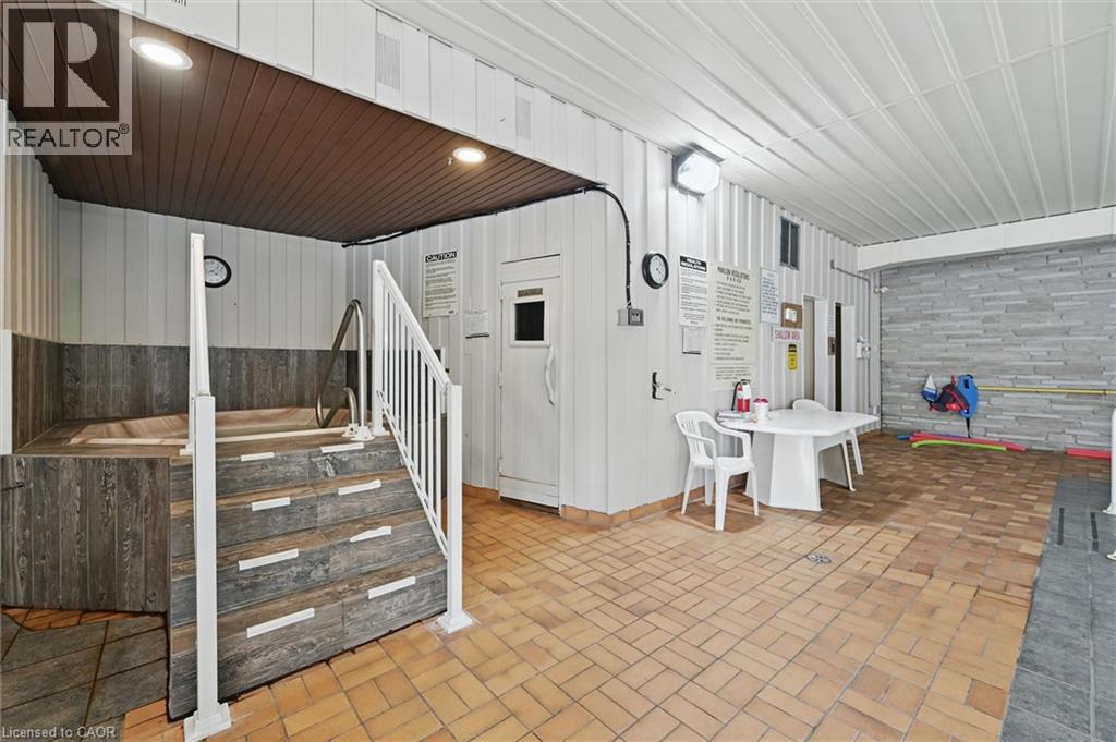 2066 Brant Street Unit# 2, Burlington, Ontario