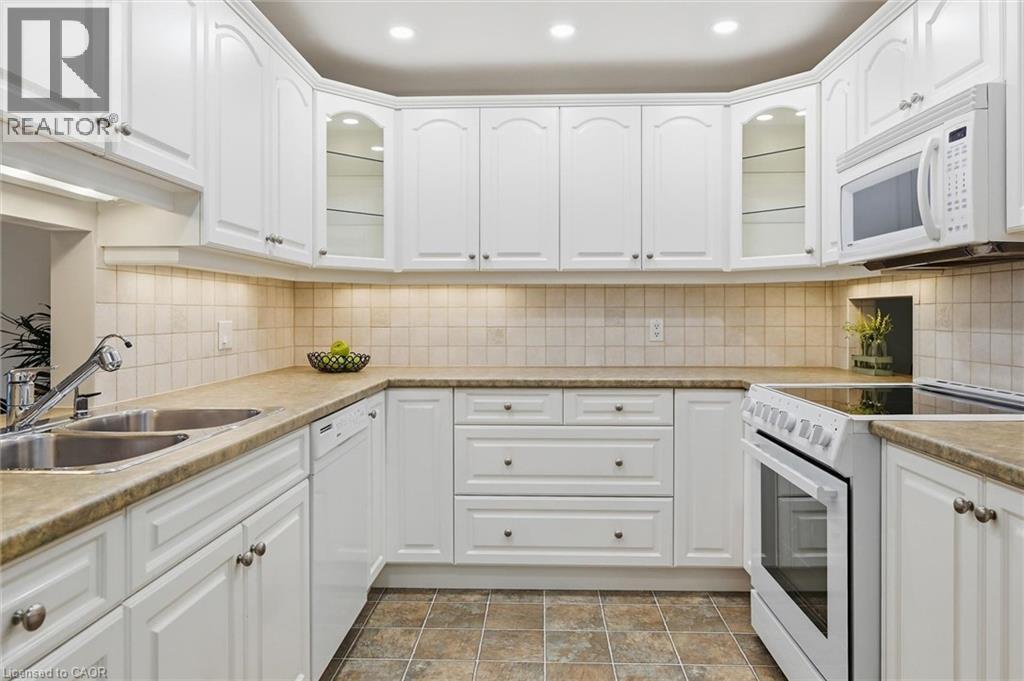2066 Brant Street Unit# 2, Burlington, Ontario