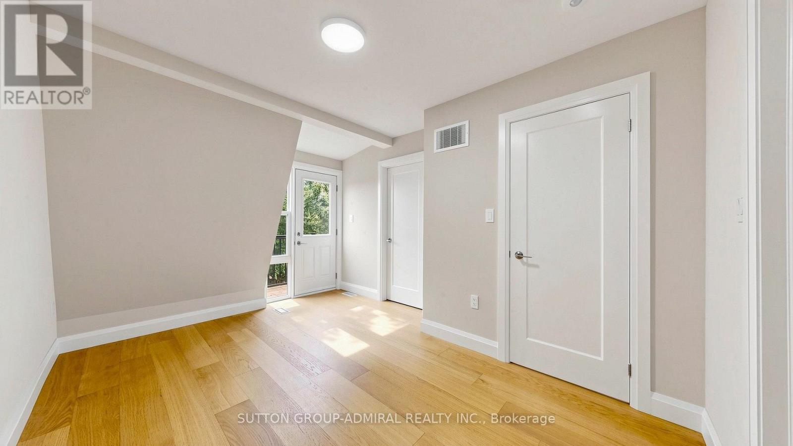 109 Fermanagh Avenue, Toronto (roncesvalles), Ontario