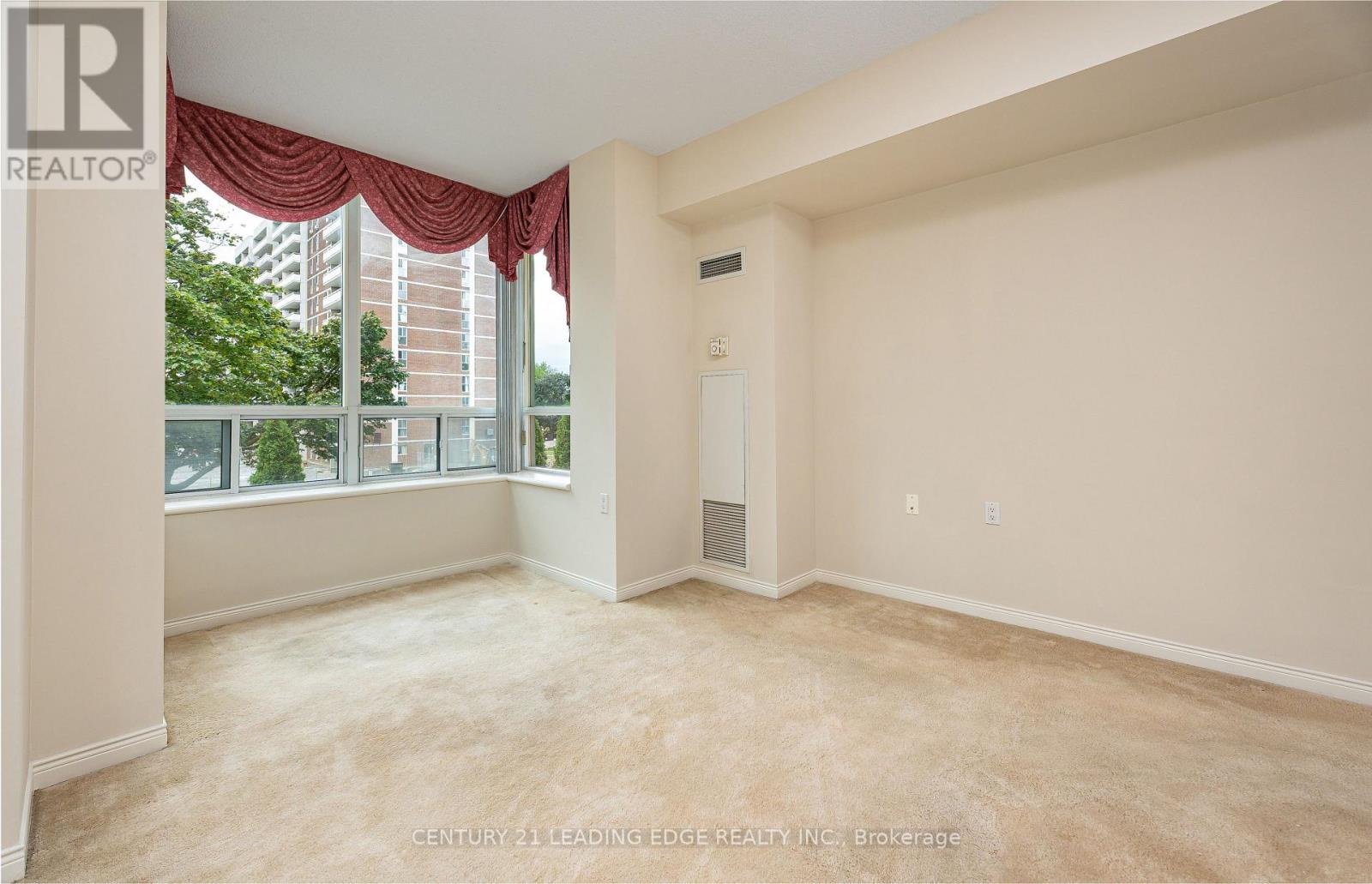 104 - 2800 Warden Avenue, Toronto (l'amoreaux), Ontario