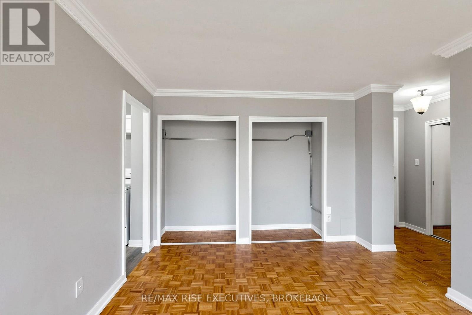 304 - 160 The Donway W, Toronto (banbury-don Mills), Ontario