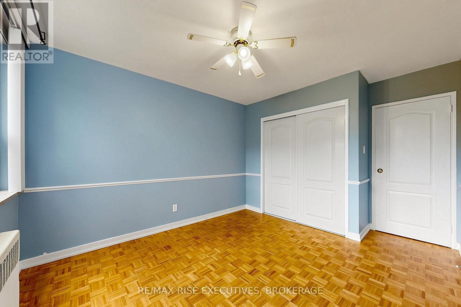 304 - 160 The Donway W, Toronto (banbury-don Mills), Ontario
