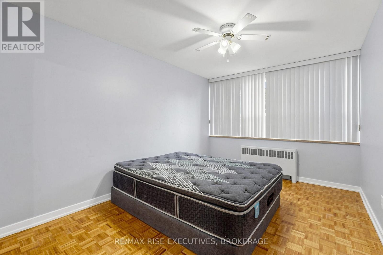 304 - 160 The Donway W, Toronto (banbury-don Mills), Ontario