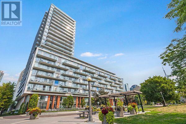 911 - 90 Stadium Road, Toronto (niagara), Ontario