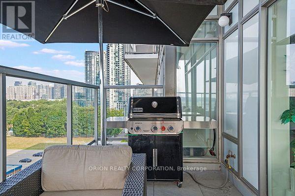 911 - 90 Stadium Road, Toronto (niagara), Ontario