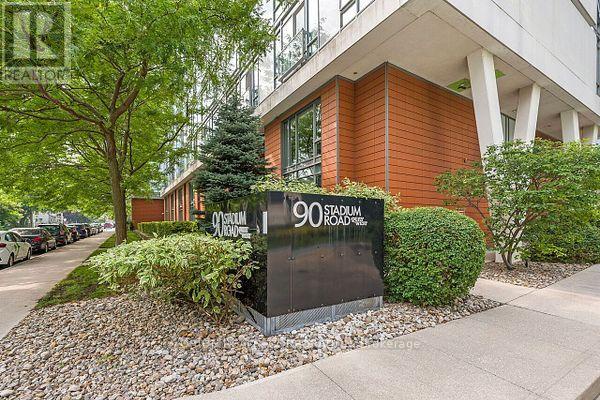 911 - 90 Stadium Road, Toronto (niagara), Ontario