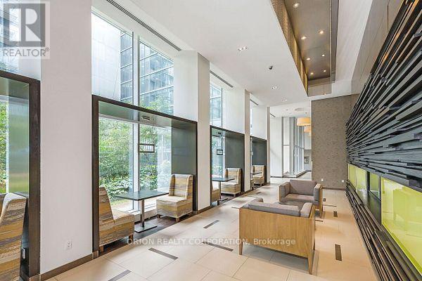 911 - 90 Stadium Road, Toronto (niagara), Ontario