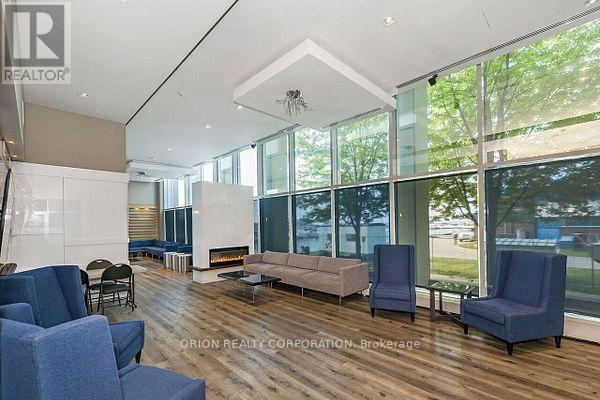 911 - 90 Stadium Road, Toronto (niagara), Ontario