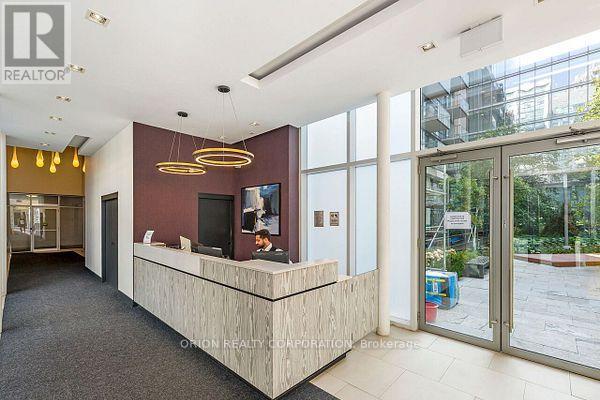 911 - 90 Stadium Road, Toronto (niagara), Ontario