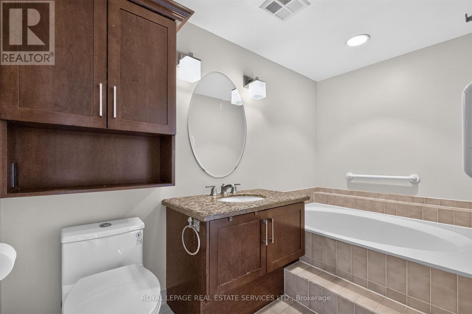 2206 - 1320 Islington Avenue, Toronto (islington-city Centre West), Ontario