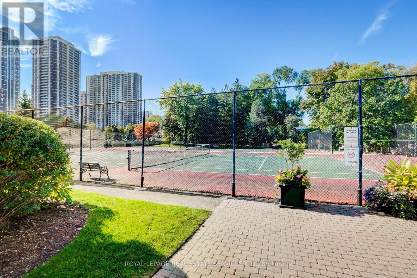 2206 - 1320 Islington Avenue, Toronto (islington-city Centre West), Ontario
