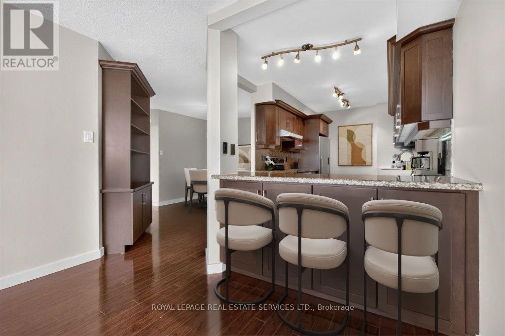 2206 - 1320 Islington Avenue, Toronto (islington-city Centre West), Ontario