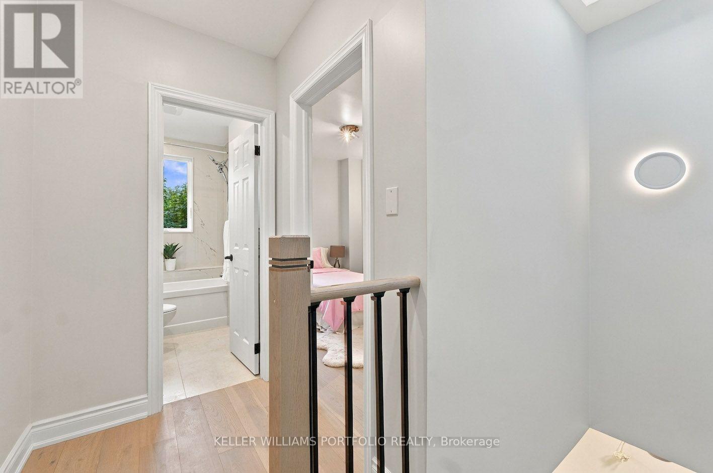 179 Oakcrest Avenue, Toronto (east End-danforth), Ontario