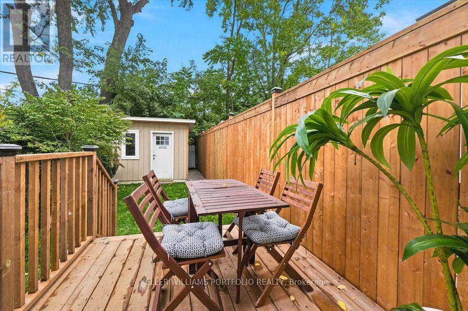 179 Oakcrest Avenue, Toronto (east End-danforth), Ontario