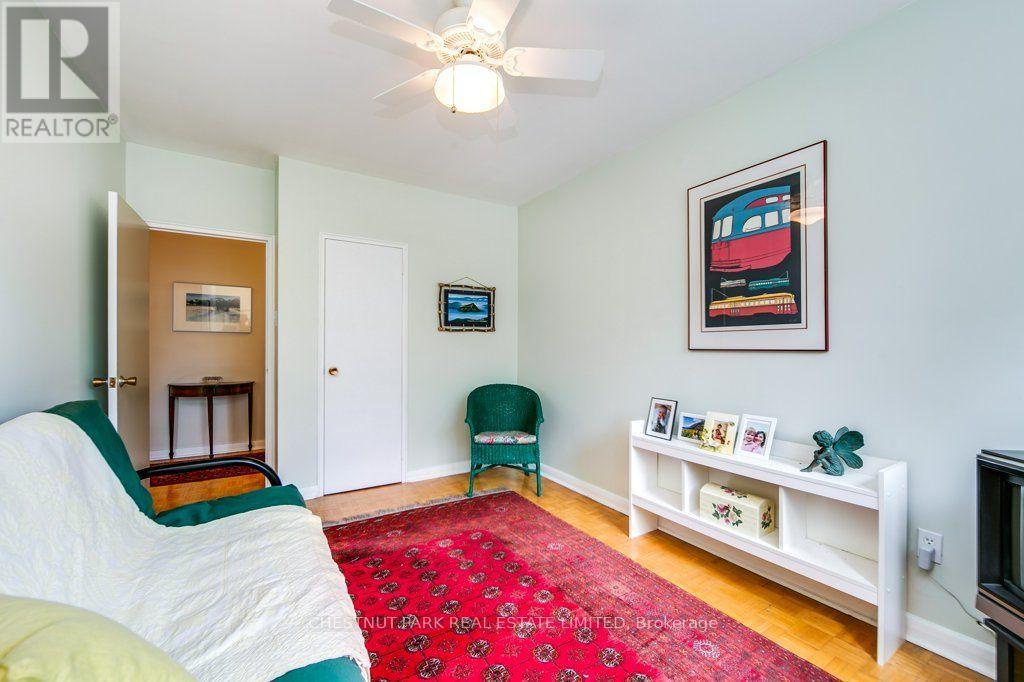 201 - 75 Scarborough Road, Toronto (the Beaches), Ontario