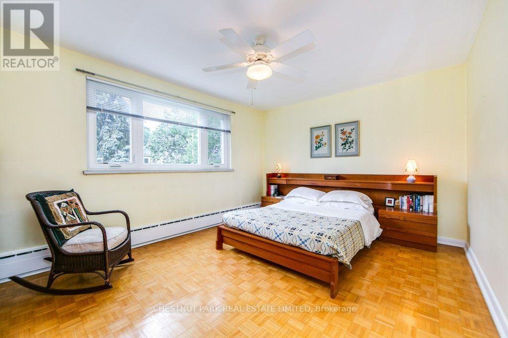 201 - 75 Scarborough Road, Toronto (the Beaches), Ontario