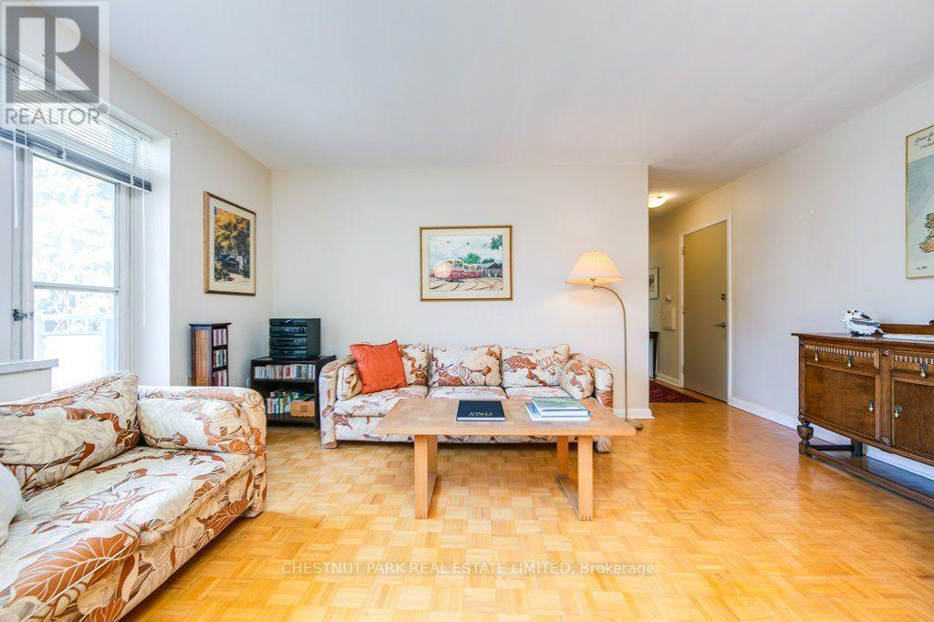 201 - 75 Scarborough Road, Toronto (the Beaches), Ontario