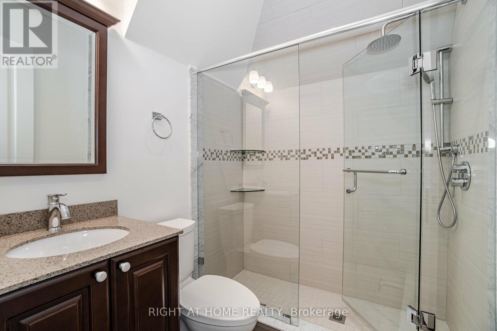 35 Burnelm Drive, Toronto (islington-city Centre West), Ontario