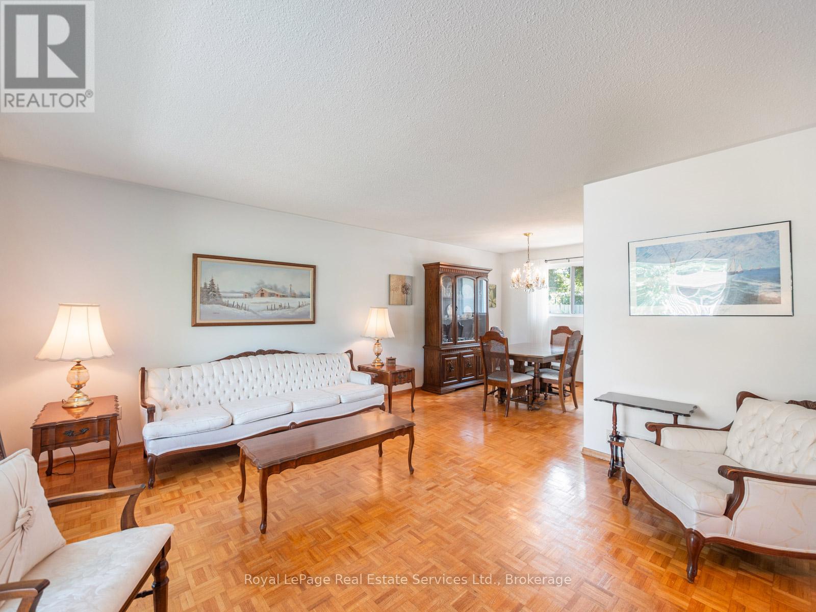 1 Mosswood Lane, Toronto (west Humber-clairville), Ontario
