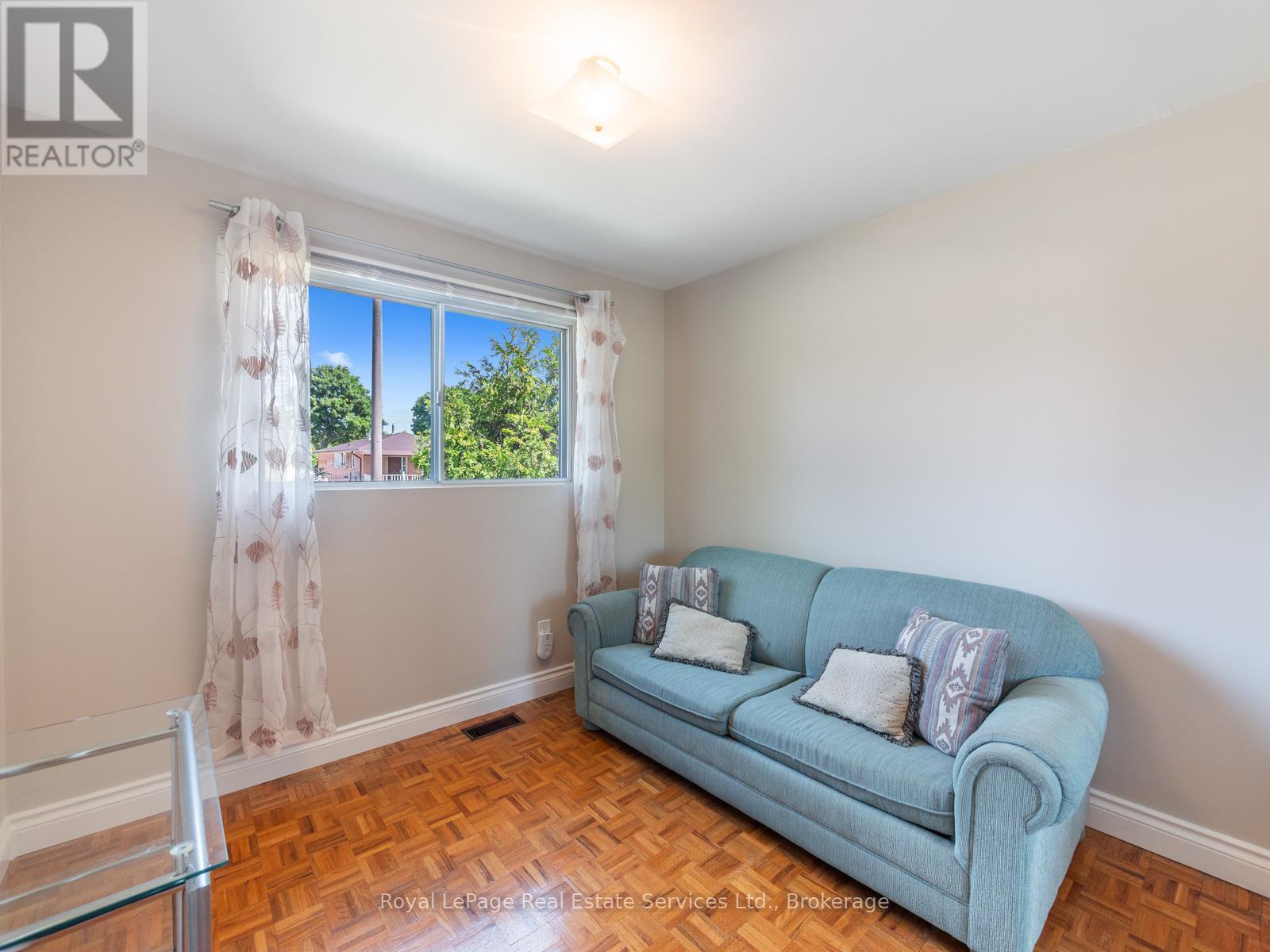 1 Mosswood Lane, Toronto (west Humber-clairville), Ontario