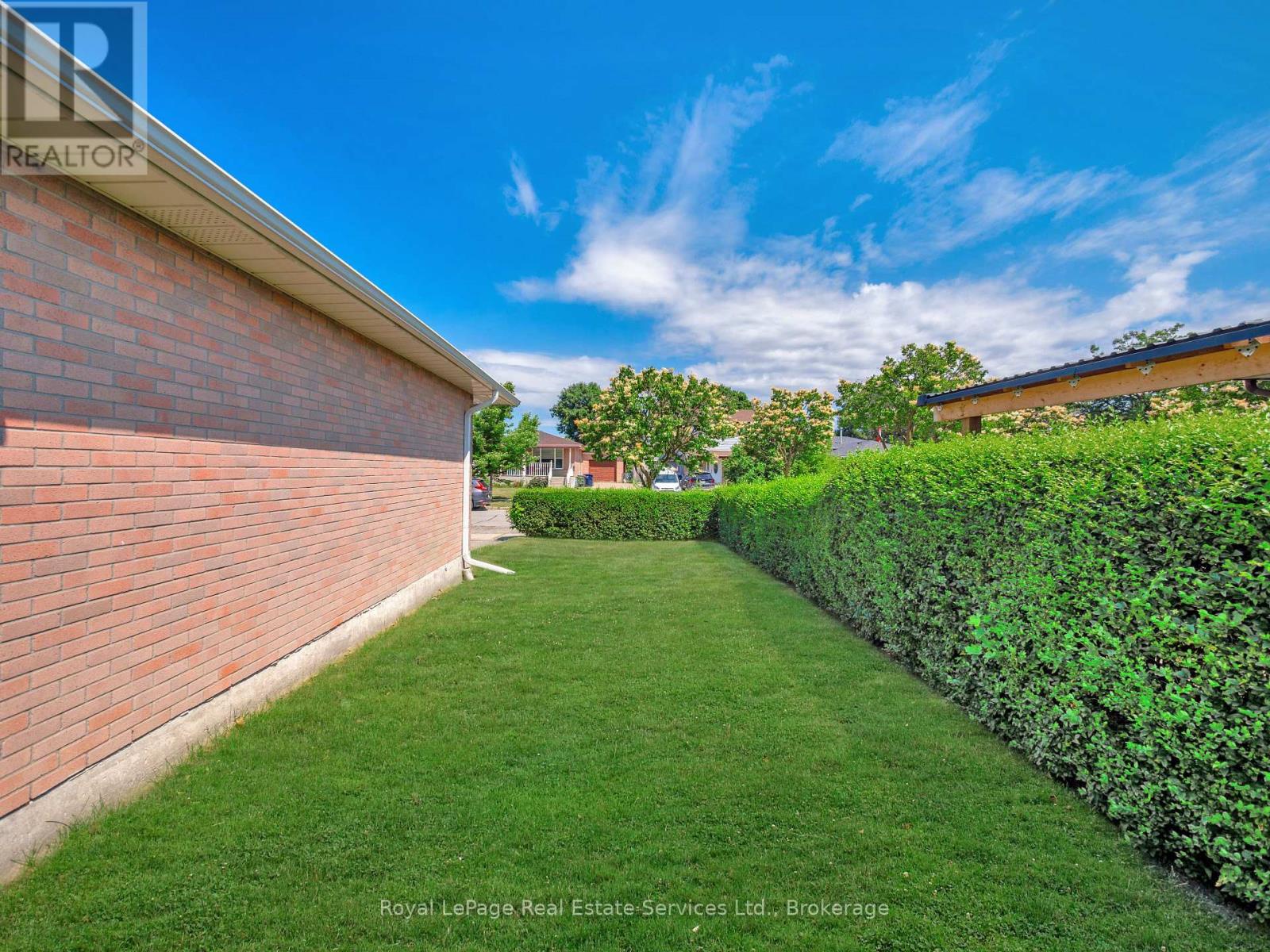1 Mosswood Lane, Toronto (west Humber-clairville), Ontario